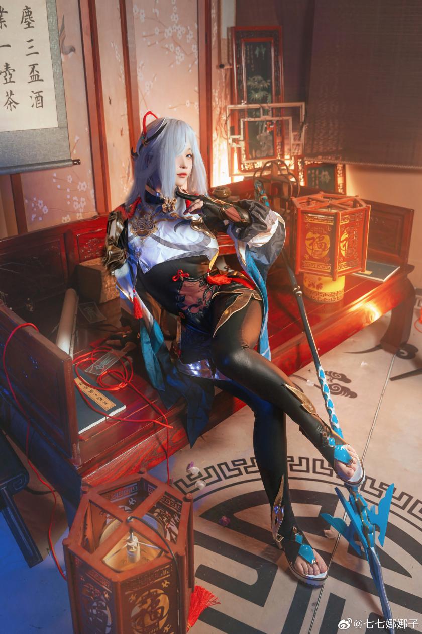 原神申鹤同人cos，南半球小姨，爱了！Cn七七娜娜子 - 第7张